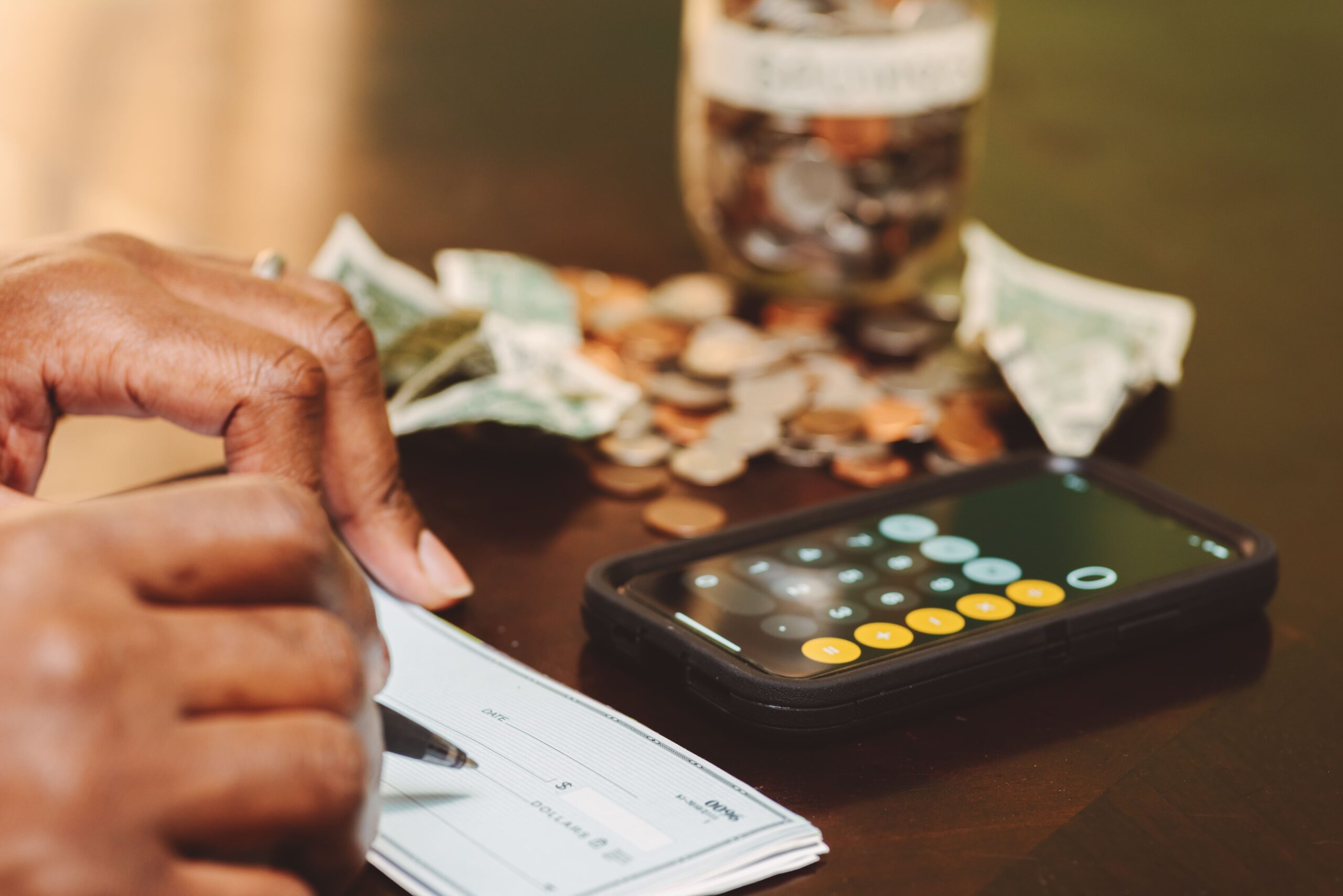 Smart Tips on Managing Expenses as a Student
