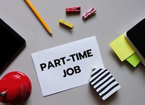 Benefits of a Part-Time Job for Students While Studying